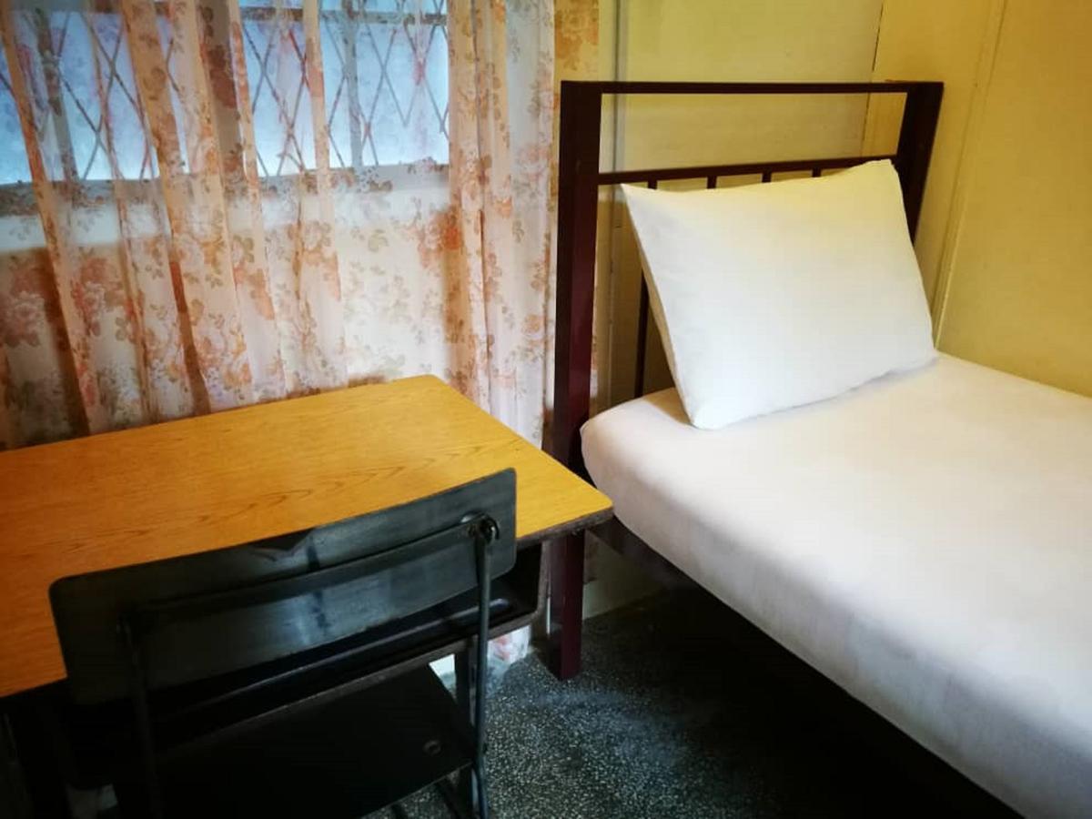 Grocer'S Inn Backpackers Guesthouse Куала-Лумпур Екстер'єр фото