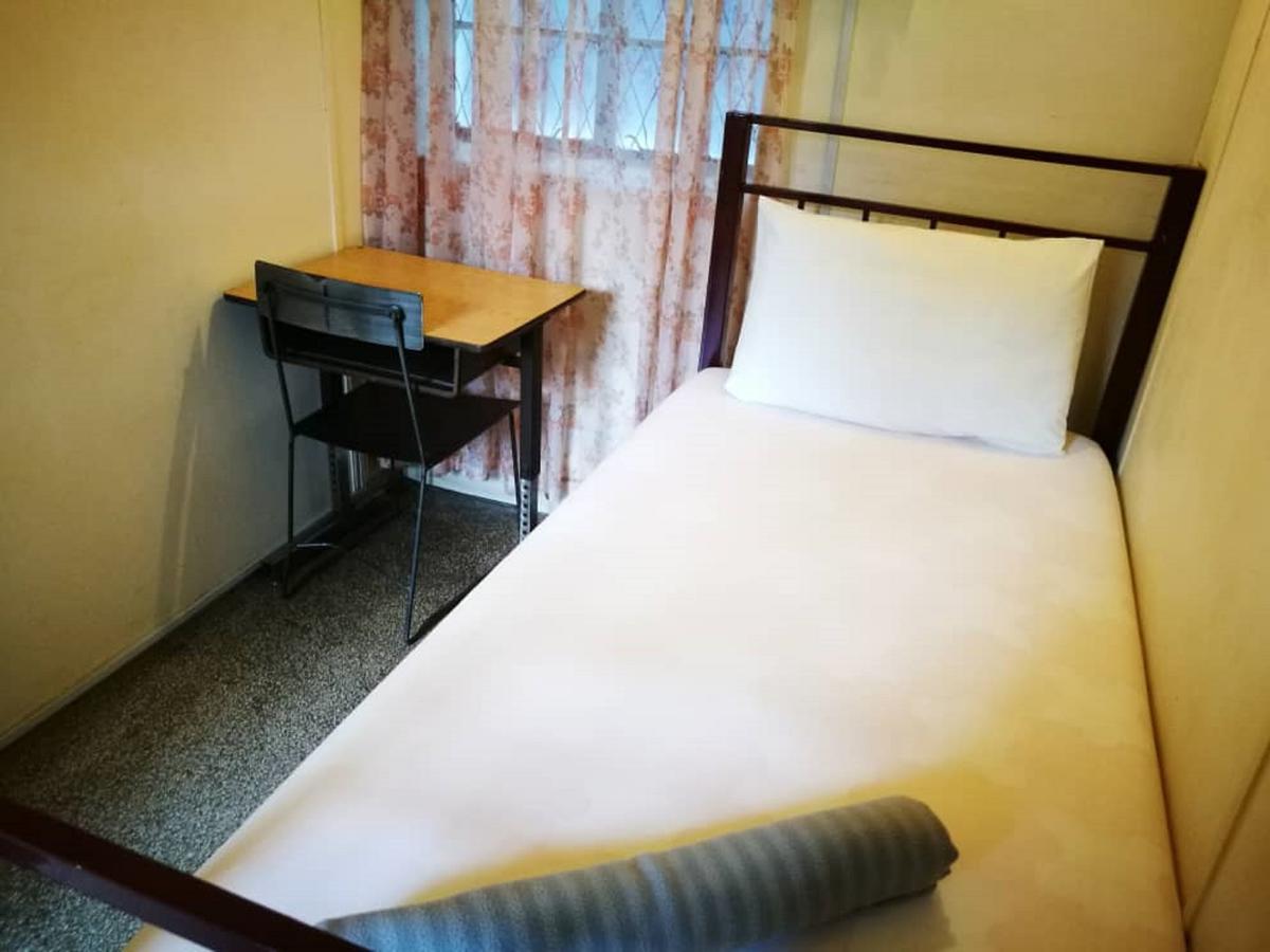 Grocer'S Inn Backpackers Guesthouse Куала-Лумпур Екстер'єр фото