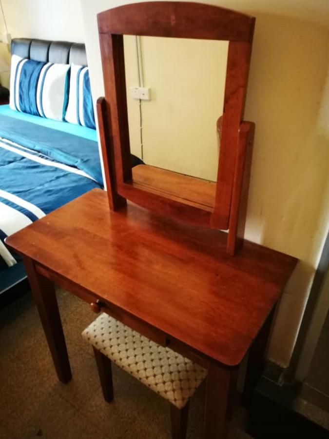 Grocer'S Inn Backpackers Guesthouse Куала-Лумпур Екстер'єр фото