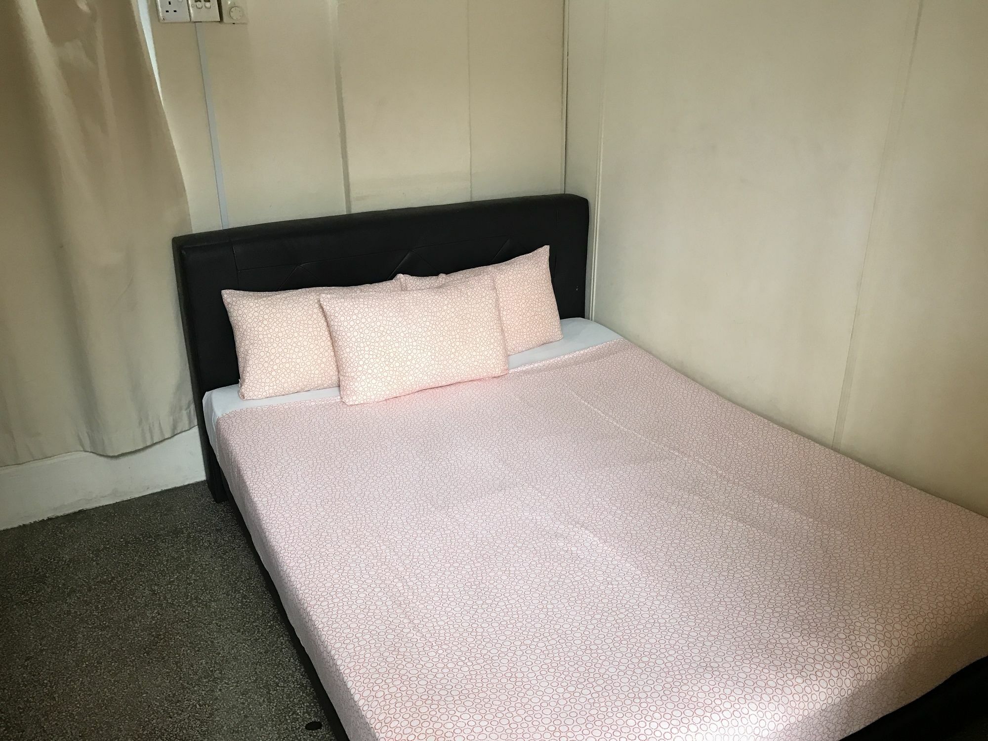 Grocer'S Inn Backpackers Guesthouse Куала-Лумпур Екстер'єр фото